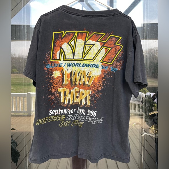 Kiss tshirt - Picture 2 of 4